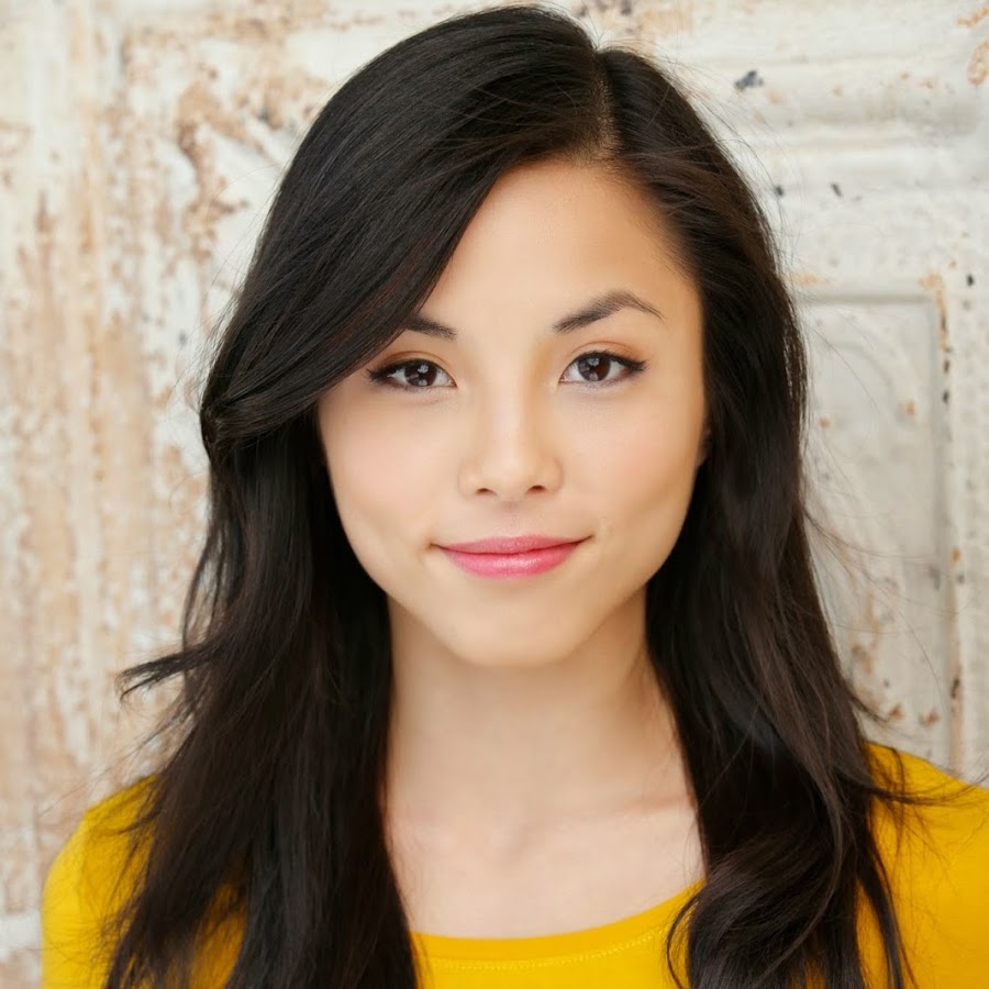 Anna Akana