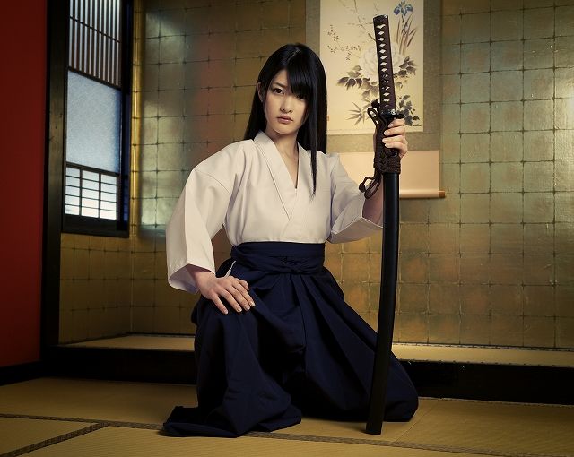 Sexy Asian Girls With Swords A Cut Above The Rest Amped